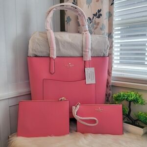 NWT  3pcs. Kate Spade Saffiano Leather Tote  Bag, Wristlet & Pouch R $499